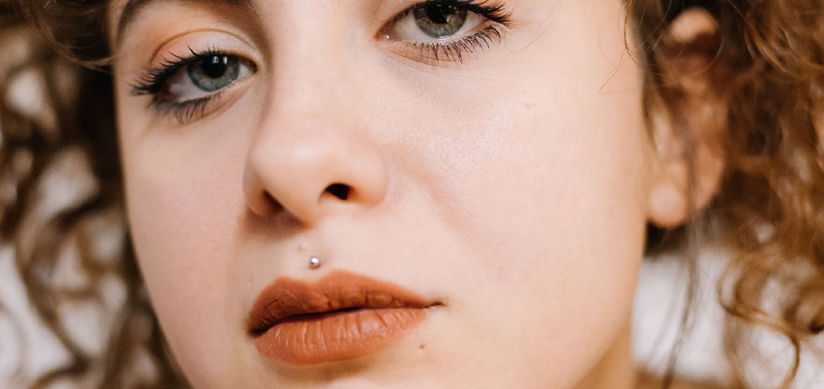 Medusa Piercing: Stílustippek és Utókezelés