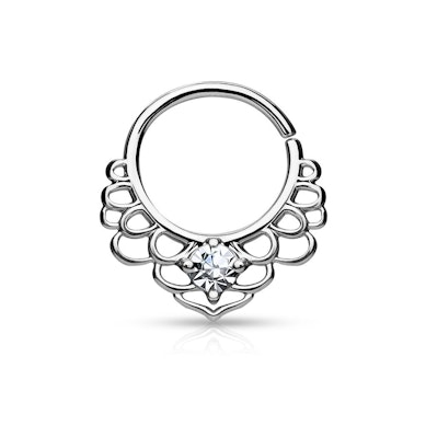 Septum piercing lótuszszirom díszítéssel