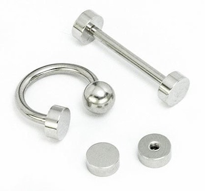 Lapos piercing golyó