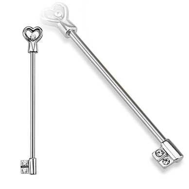 Industrial piercing, kulcs dizájnnal