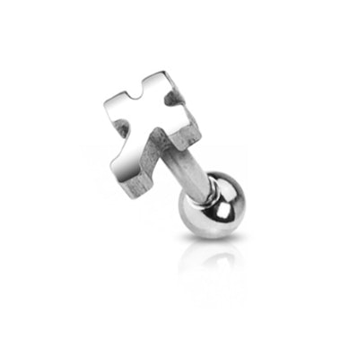 Tragus piercing kereszttel