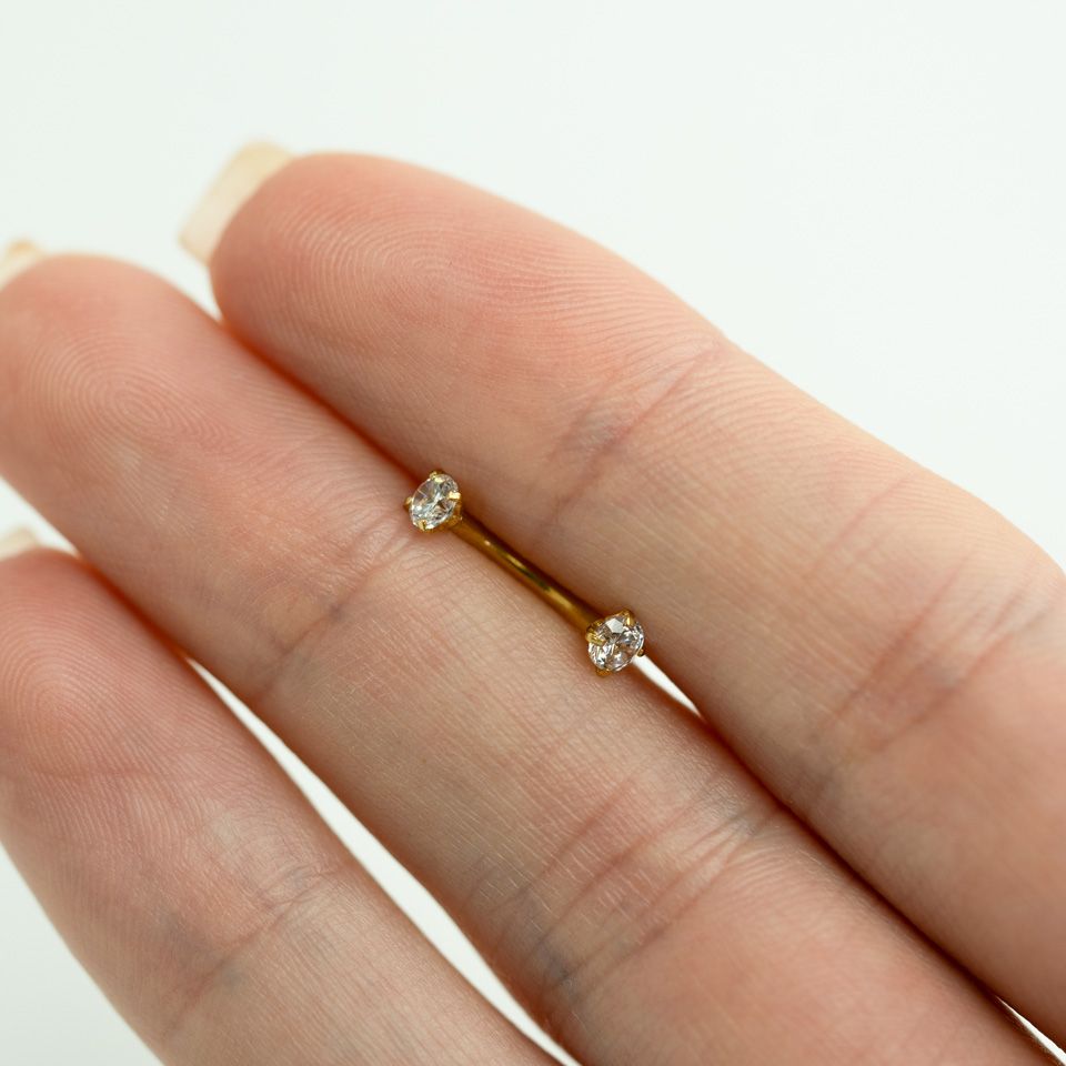 Banán piercing belső menettel és kerek kővel