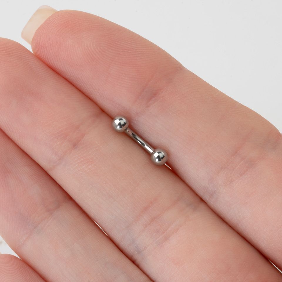 Banán piercing titánból és belső menettel