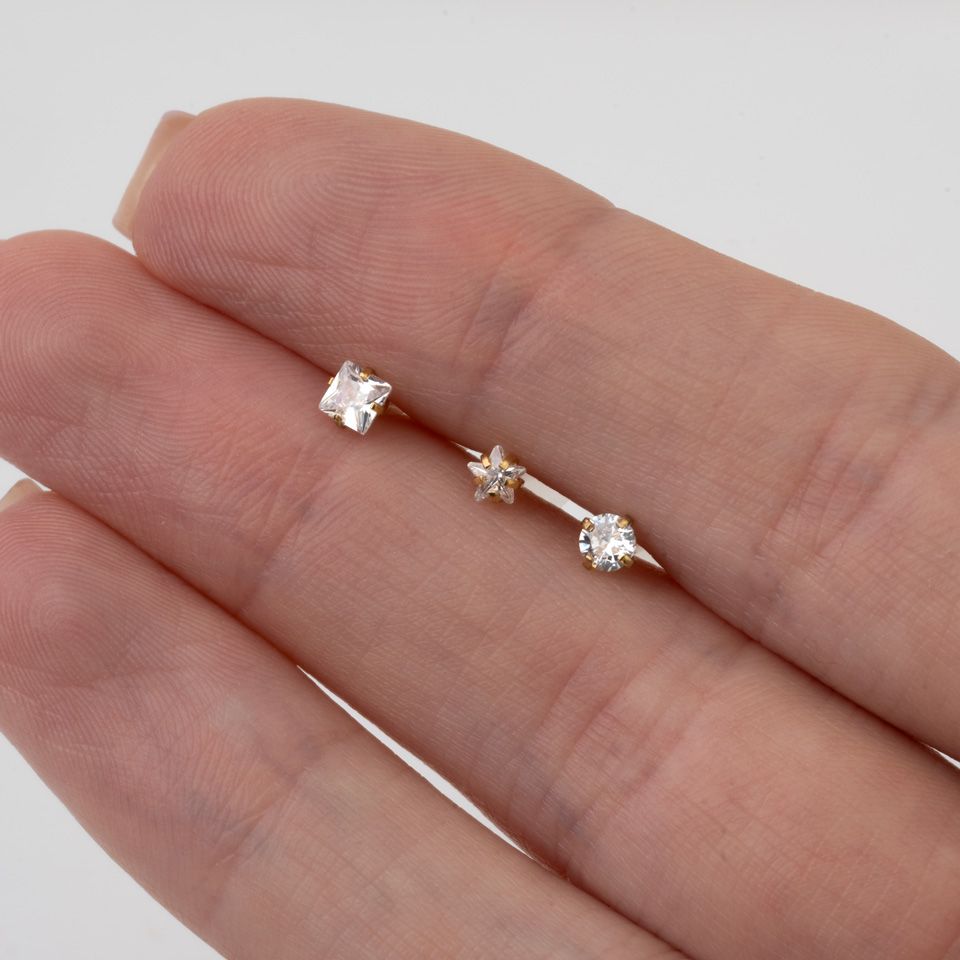 Labret PTFE szárral, különböző formájú kövekkel