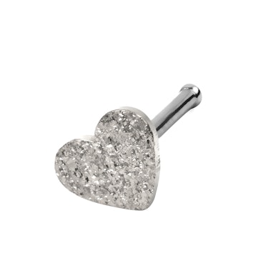 Orrszegecs gyémánt hatású szívvel