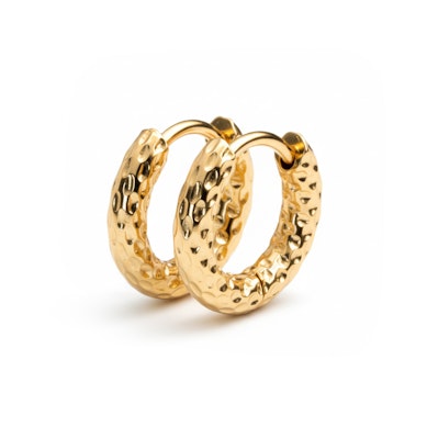 Egy pár kalapált huggie karika fülbevaló