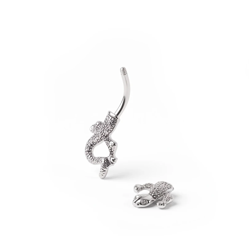 Köldök piercing gyík díszítéssel