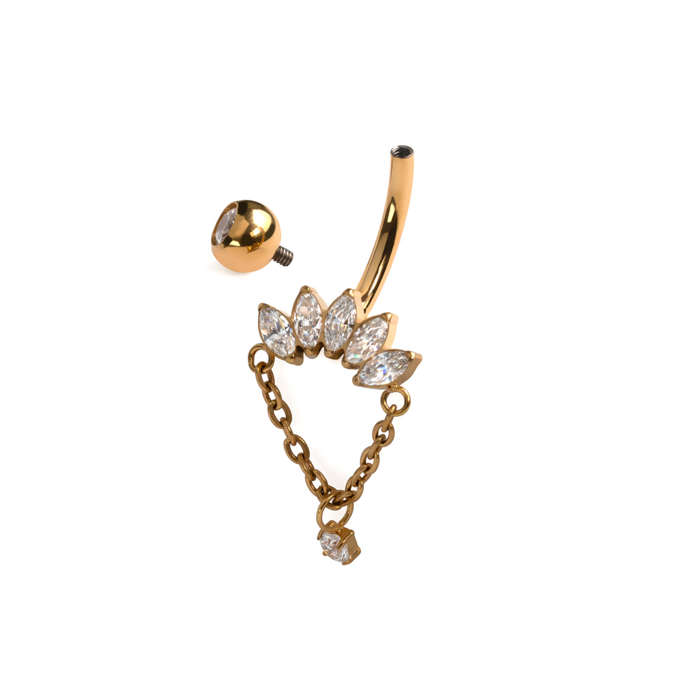 Köldökpiercing titánból marquise kövekkel és láncos medállal