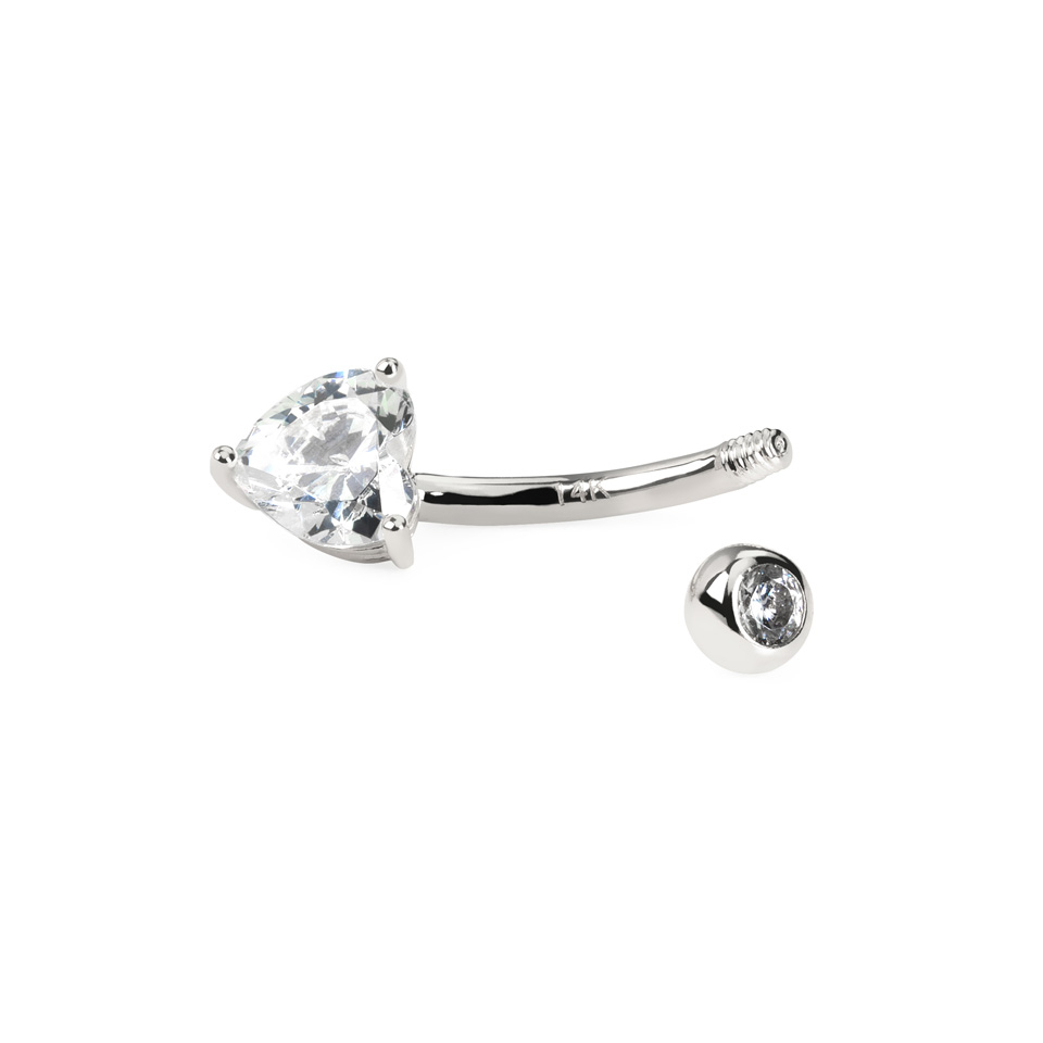 Köldök peircing, 14 karátos aranyból, szív alakú kővel