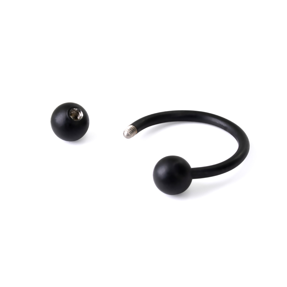 Patkó piercing, matt fekete színben