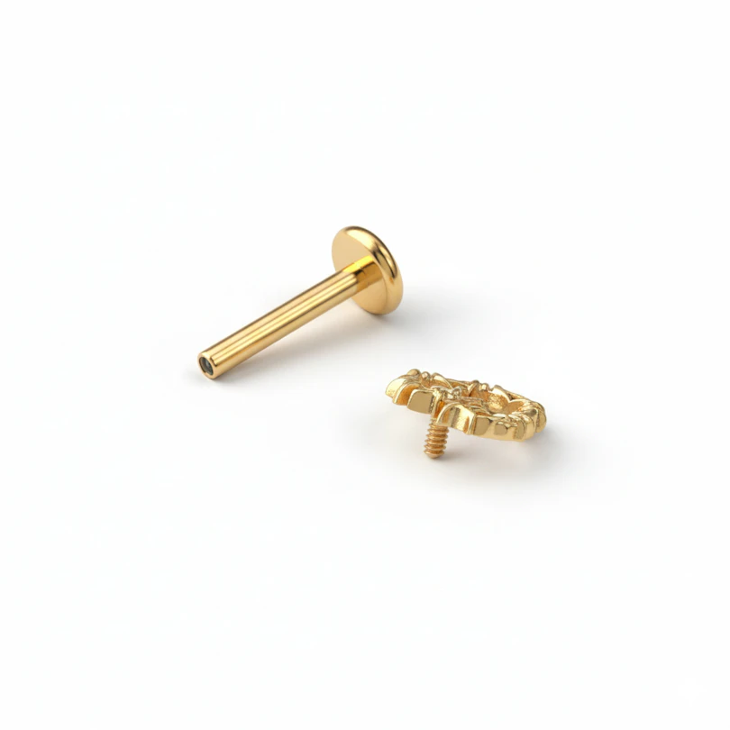 Szögesdrótszíves titán labret