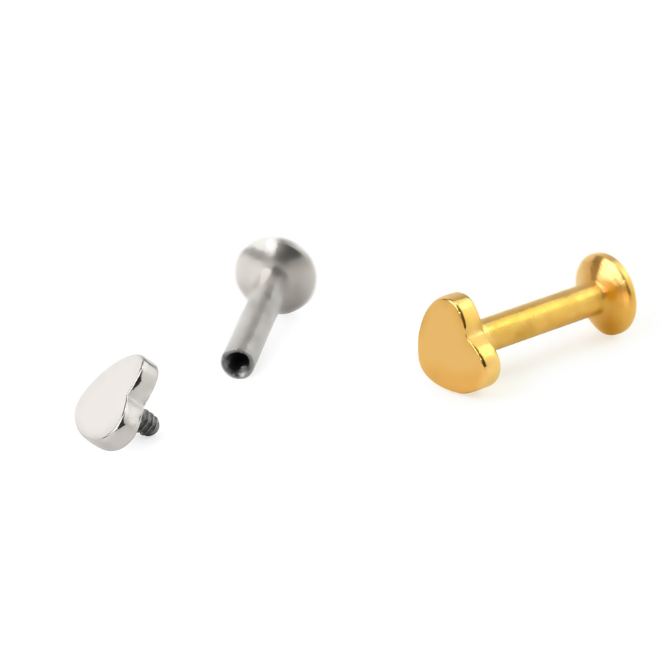 Labret szív dísszel