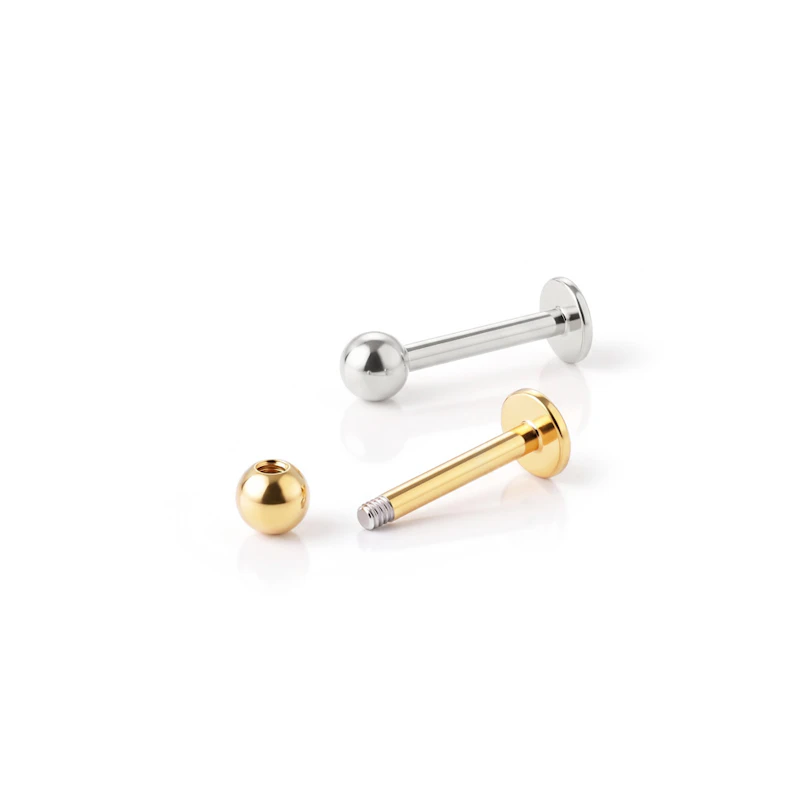Labret különböző színekben