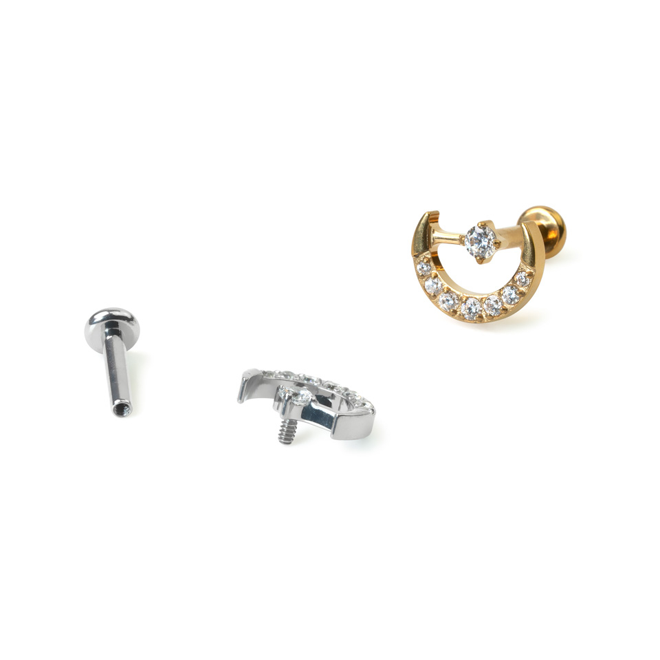 Titán labret hold és csillag mintával