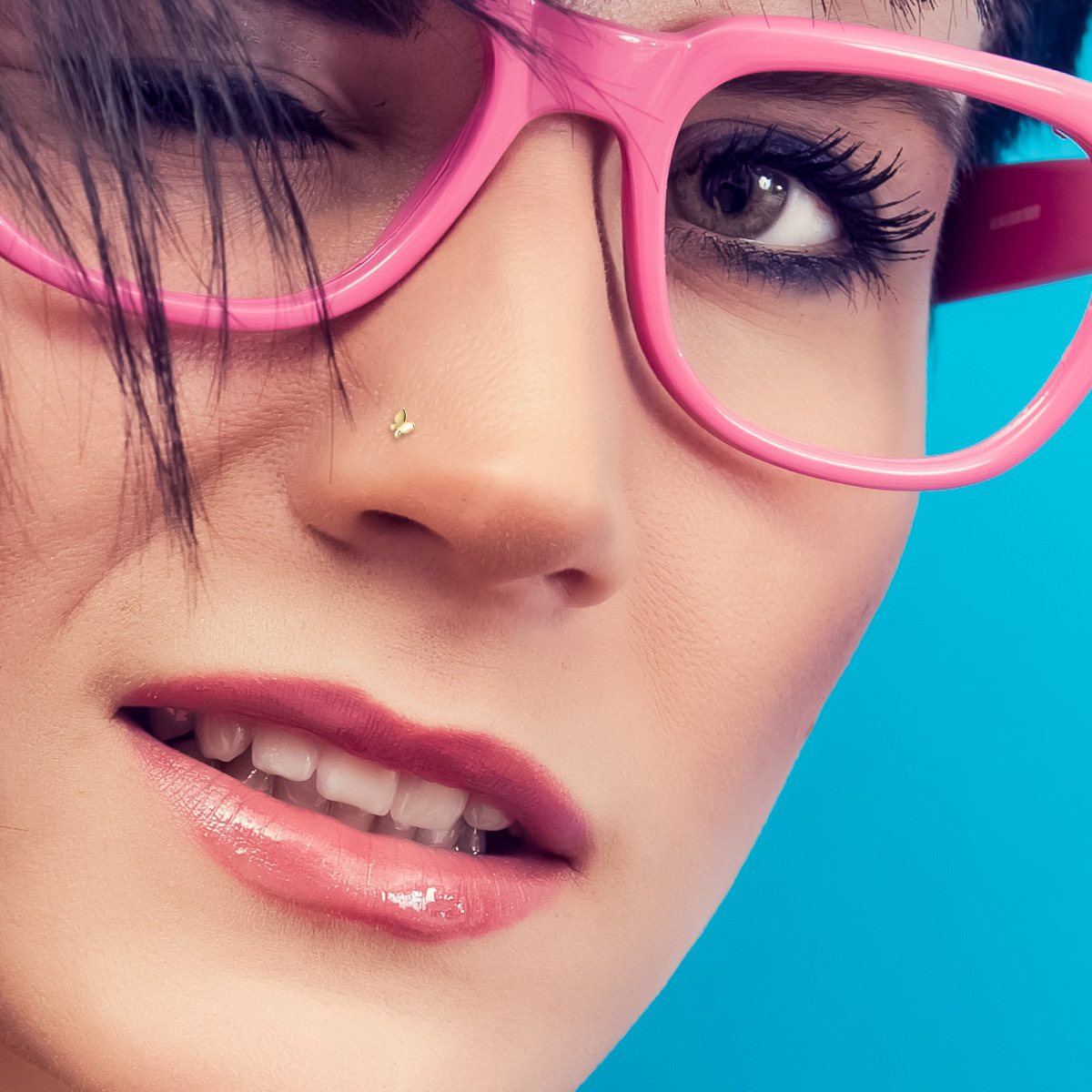 Orr peircing 14 karátos aranyból, pillangó dísszel