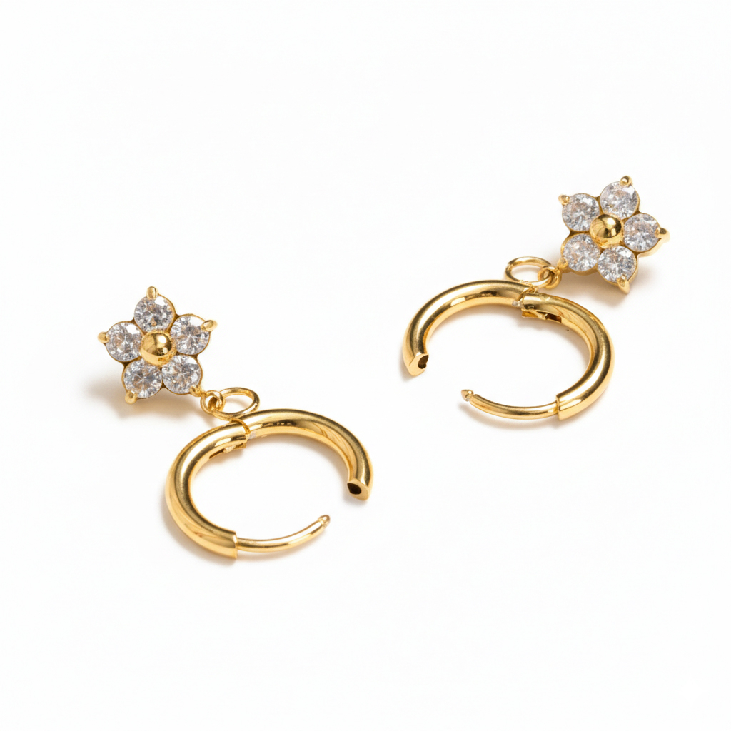 Egy pár karika virágos medállal