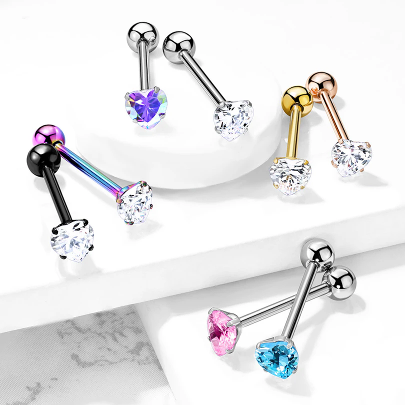 Nyelvpiercing szív alakú kristállyal