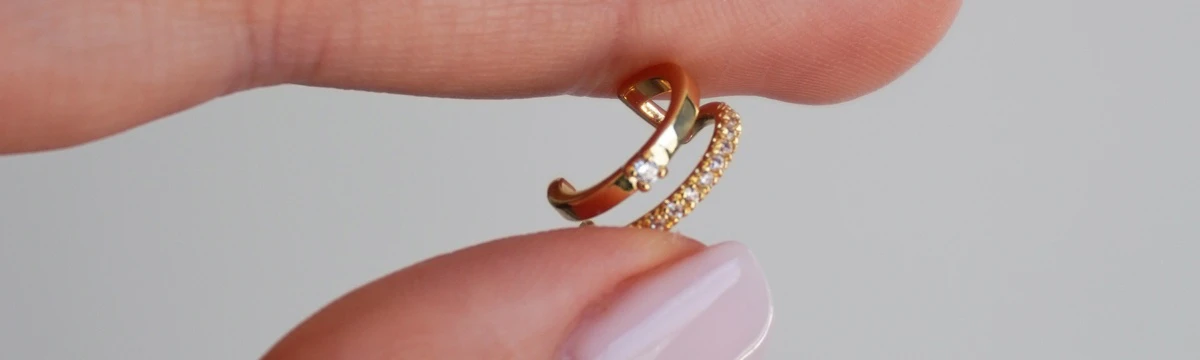 Fülgyűrűékszerek